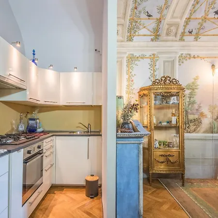 Curtatone Apartman *