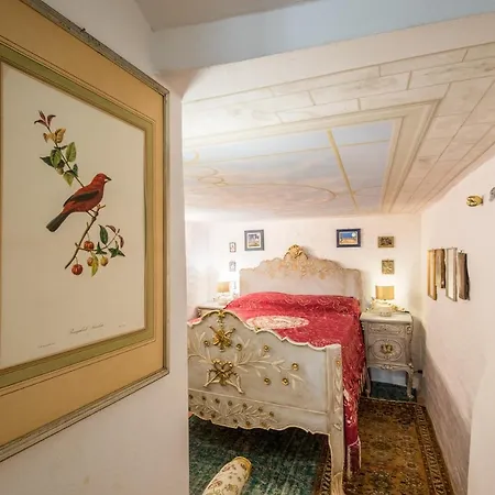 Curtatone Apartman *